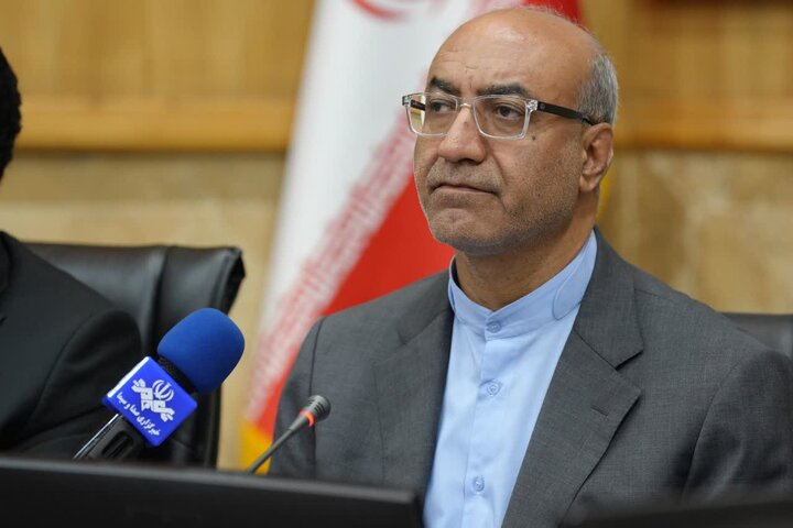 نباید دلالان میدان‌دار بازار باشند/ زنده‌فروشی مرغ و دام باید جمع شود