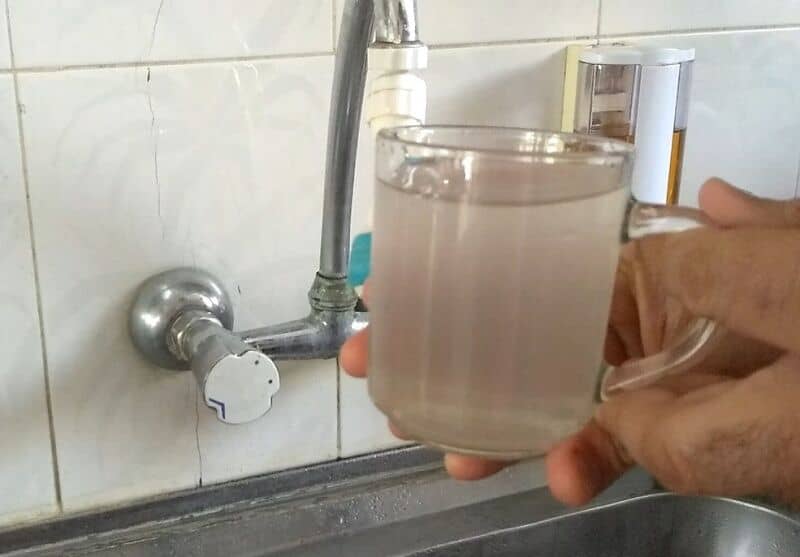 آب باینگان به آزمایشگاه تهران رفت؛ منشأ آلودگی همچنان نامشخص است